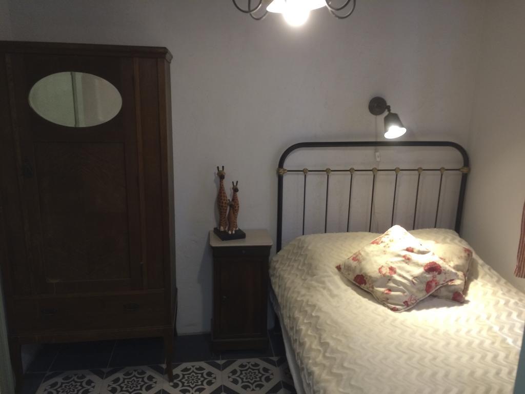 Chez Les Amis Hotel Saint-Nazaire-de-Ladarez Buitenkant foto